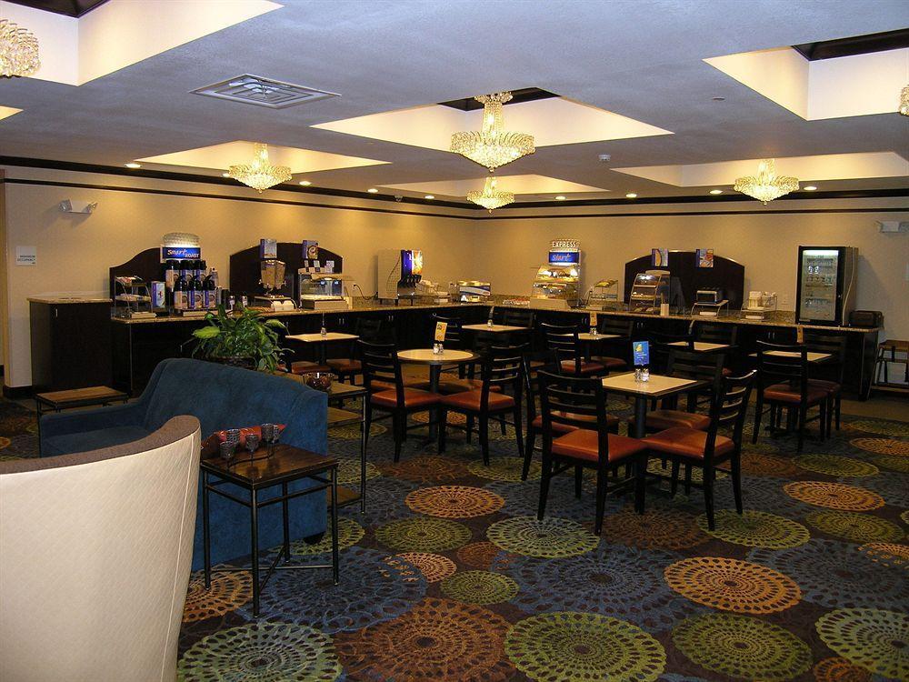 Holiday Inn Express Belle Vernon Exteriör bild