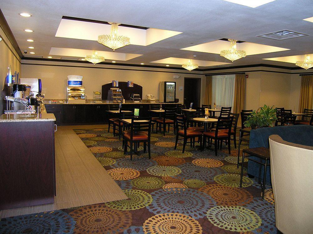 Holiday Inn Express Belle Vernon Exteriör bild